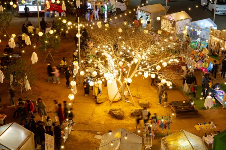 Wisata Musim Dingin Jeju, Korea Selatan - Arboretum Night Market