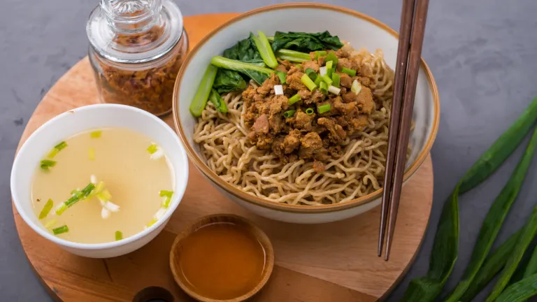 Mie Ayam Purwokerto - Mie Ayam Pak Wanto