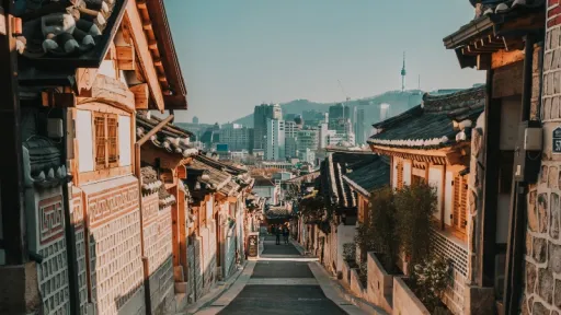 image for article Jelajahi 8 'Second Cities' Terbaik di Asia untuk Liburan yang Lebih Autentik