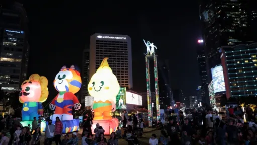 image for article Jakarta Light Festival 2025: Cara Seru Nikmati Natal dan Tahun Baru dengan Gemerlap Cahaya Gratis!