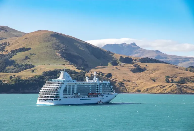 Kapal pesiar paling mewah di dunia