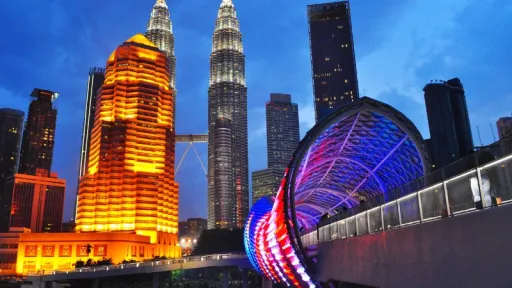 image for article Berburu Foto di 18 Spot Instagrammable di Kuala Lumpur, Malaysia