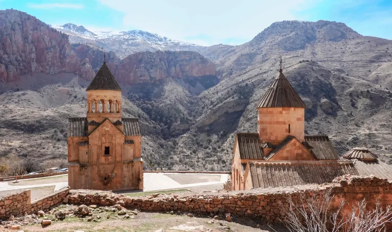 Wisata Armenia - Noravank Monastery