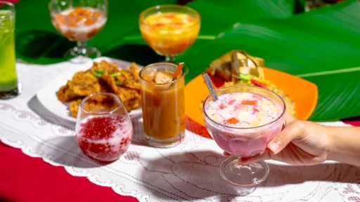 image for article 10 Tempat Berburu Takjil di Jakarta dengan Aneka Kudapan Nikmat