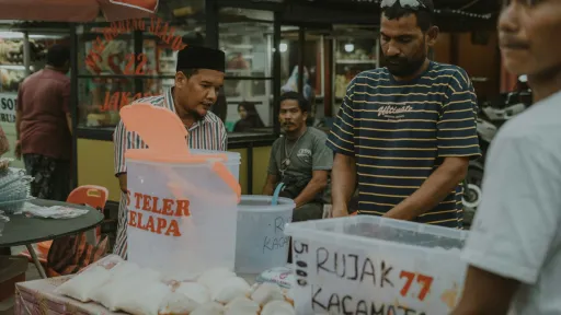 image for article 9 Pasar Ramadan di Semarang Yang Wajib Dikunjungi Untuk Berburu Takjil