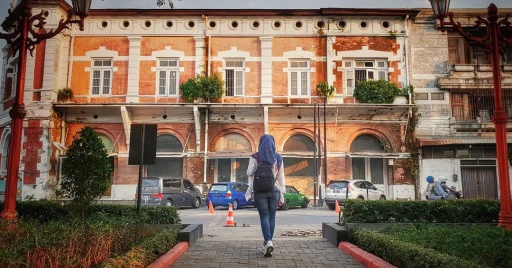 image for article 12 Kota Tua Di Indonesia, Destinasi Dengan Nuansa Retro Yang Instagenik