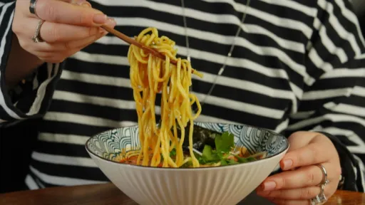 image for article Rekomendasi Ramen Halal Paling Enak di Jakarta