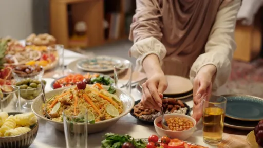 image for article 10 Kuliner Khas Lebaran Unik dari Berbagai Negara