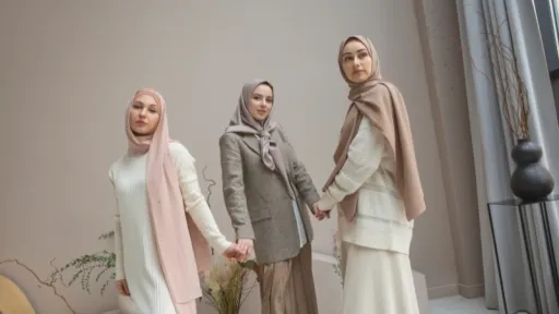 image for article Intip Berbagai Gaya Hijab dari Berbagai Negara untuk Inspirasi Lebaran