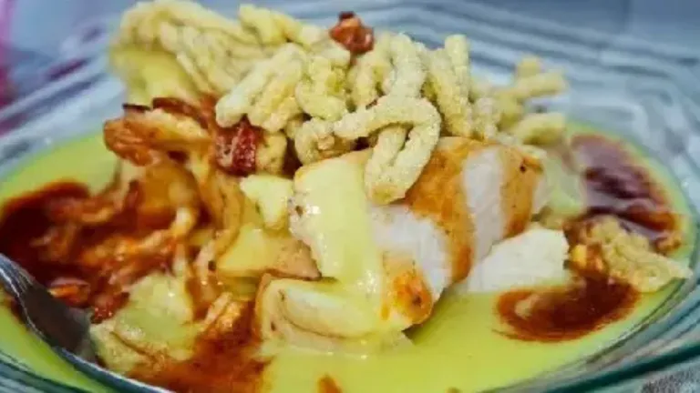 Tempat Makan Legendaris Tegal - Kupat Glabed Randugunting