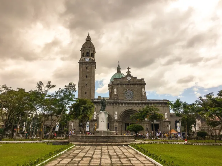Wisata Gratis Manila Filipina - Manila Cathedral