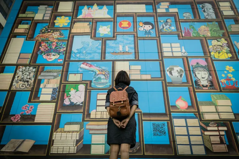 Spot Instagramable Manila Filipina - BGC Street Art and Murals