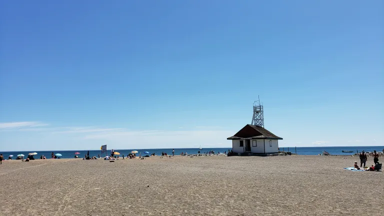 Wisata Toronto, Kanada - Woodbine Beach