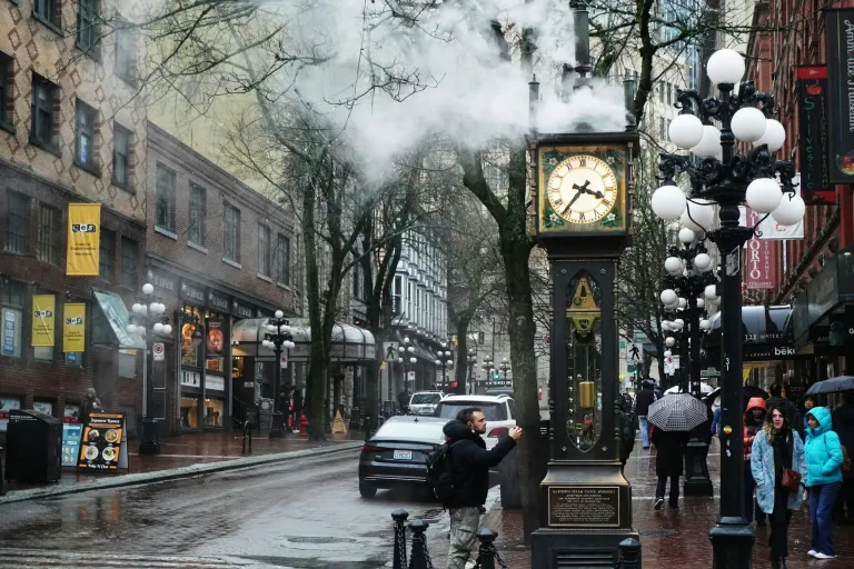 Wisata Vancouver Kanada - Gastown Steam Clock