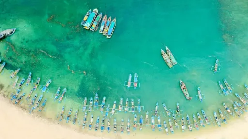 image for article Pantai Cantik dan Kuliner di Ujung Genteng, Sukabumi Untuk Liburan Bersama Teman