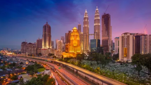 image for article Panduan Lengkap Naik Kereta di Kuala Lumpur, Cara Praktis Untuk Menjelajah