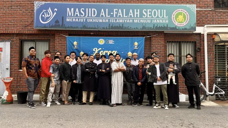 Masjid dan Tempat Shalat Seoul, Korea Selatan - Masjid Al-Falah