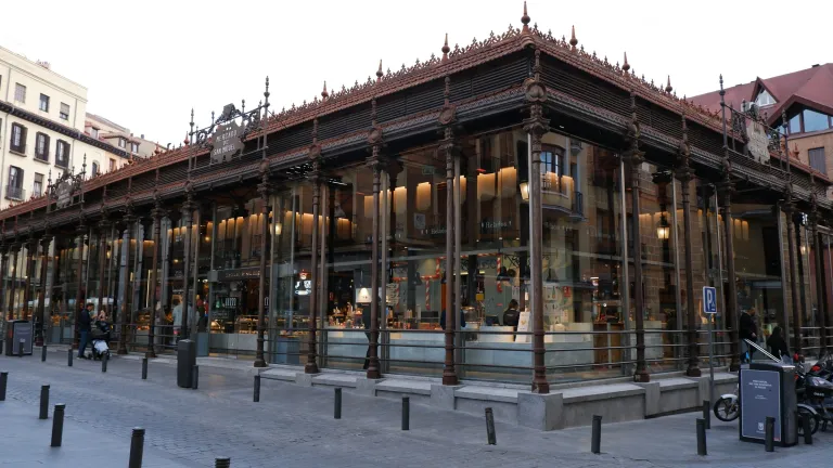 Wisata Madrid Spanyol - Mercado de San Miguel