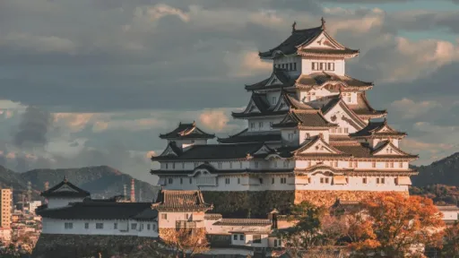 image for article Panduan Lengkap Himeji Castle, Jepang untuk Kamu yang Baru Pertama Kali Berkunjung