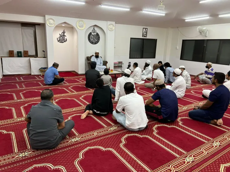 Masjid dan Tempat Shalat di Osaka, Jepang - Osaka Grand Masjid