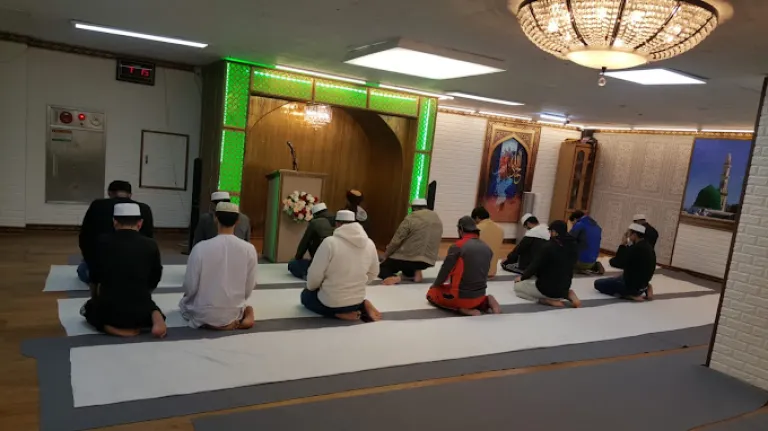 Masjid & Tempat Shalat Busan - Al Madina Masjid Busan