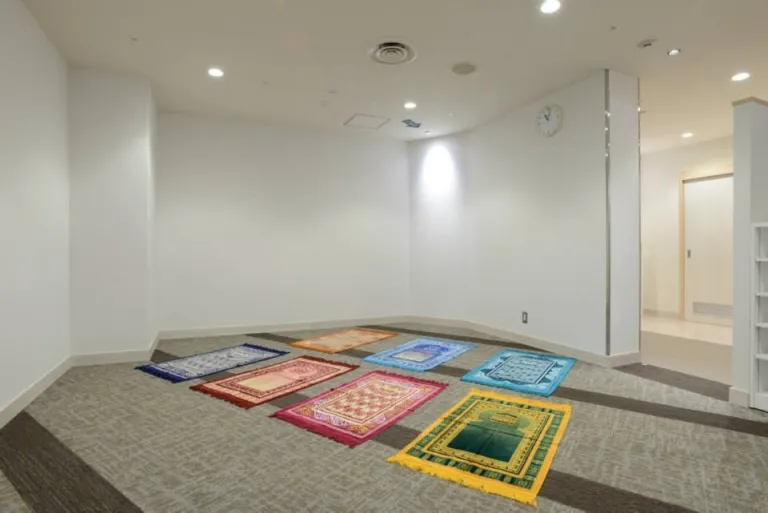 Tempat shalat Bandara Kansai, Osaka