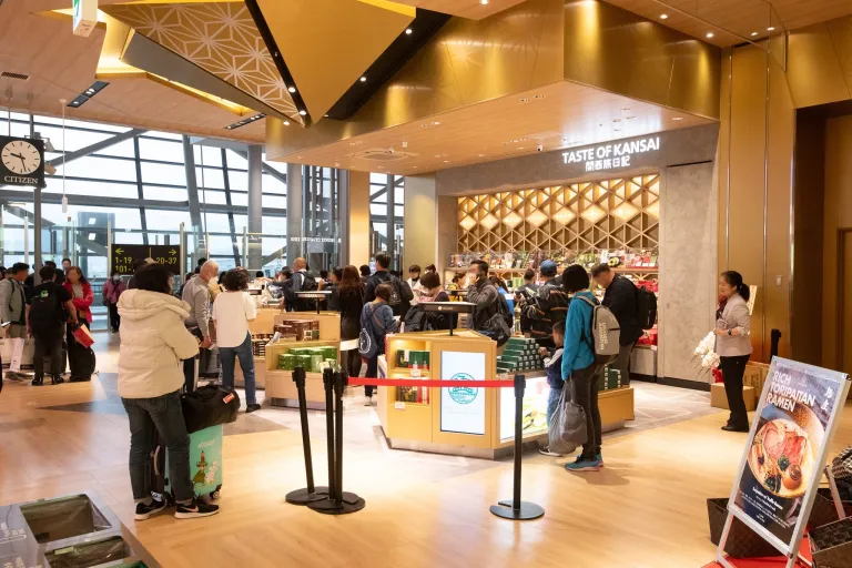 Tempat Belanja Bandara Kansai