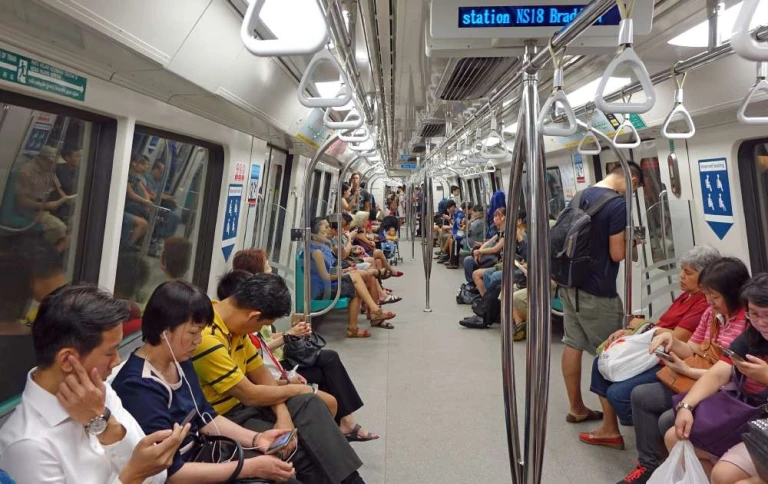 panduan menggunakan MRT Singapore