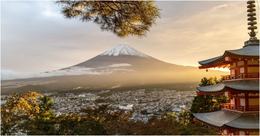 image for article Tiket Masuk Ke Gunung Fuji Ditetapkan Pemerintah Jepang, Dalihnya Mengurangi Polusi