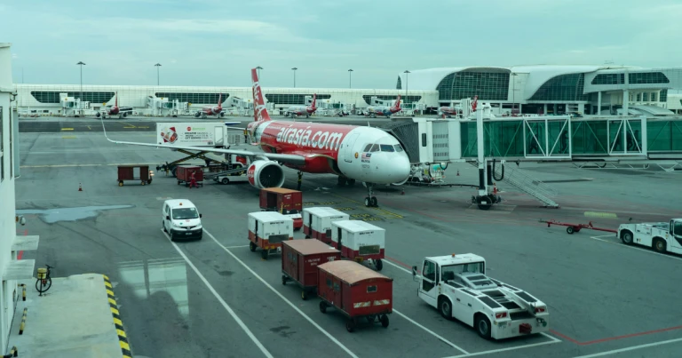 Tiket Pesawat Dari Malaysia Akan Lebih Mahal Imbas Kenaikan Biaya Layanan Bandara
