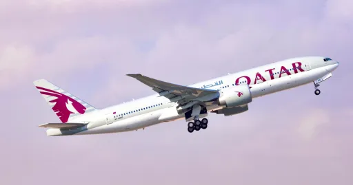 image for article Qatar Airways Alami Turbulensi Hebat, 12 Penumpang Terluka