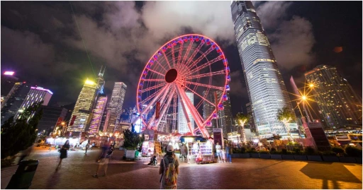 image for article Itinerary Hong Kong 5H4M: Mengapa Saya Bersyukur Perjalanan Pertama Saya Keluar Negeri Adalah Hong Kong!