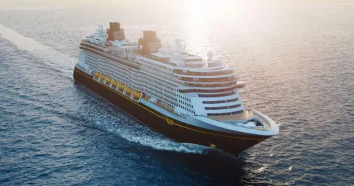 image for article Disney Cruise Line Akan Berlayar dari Singapura Mulai 2025, Siapa Mau Ikut?