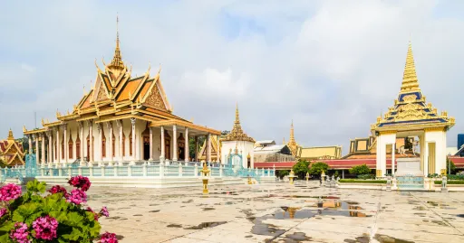 image for article Liburan ke Kamboja, Wisatawan Wajib Mengisi Cambodia e-Arrival Card Mulai 1 Juli 2024